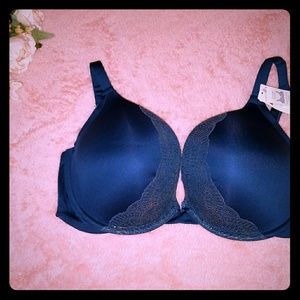 Lane Bryant Cacique Smooth Boost Plunge 44D Bra